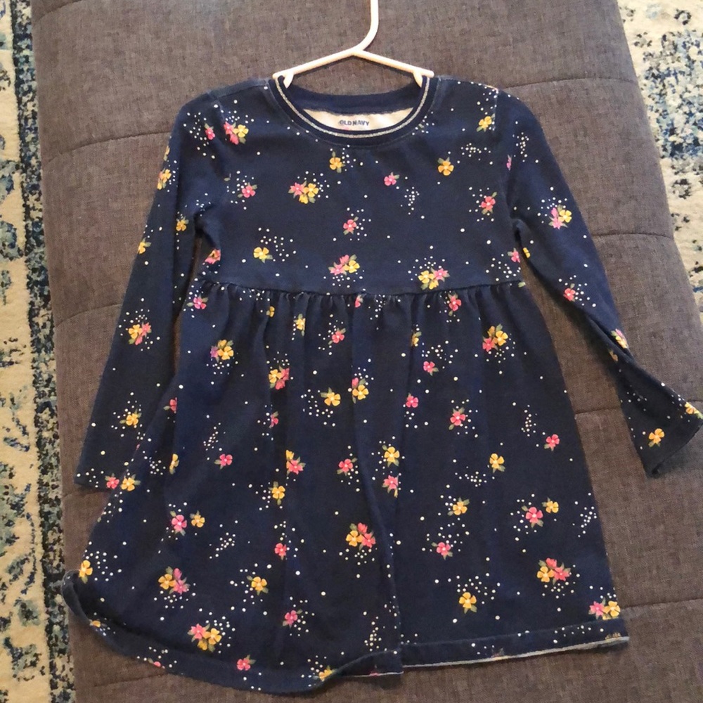 Toddler girls long sleeved dress